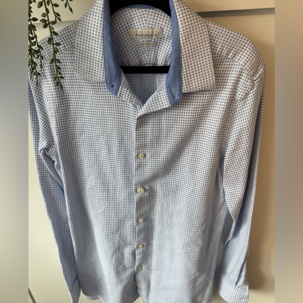 Perry Ellis Blue Checkered Men's Dress Shirt Very Slim Fit